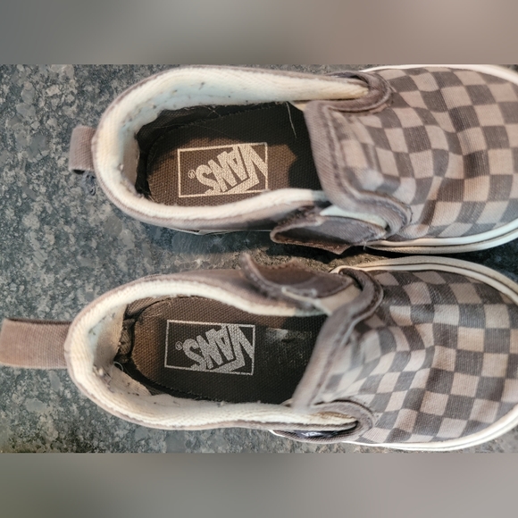 Toddler Vans slip on 7c or 7 child - Picture 9 of 11